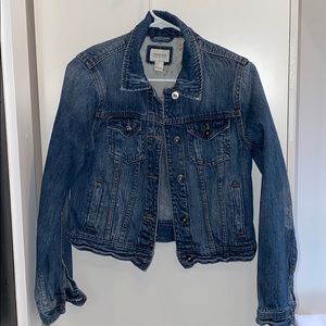 Cropped distressed Jean Jacket